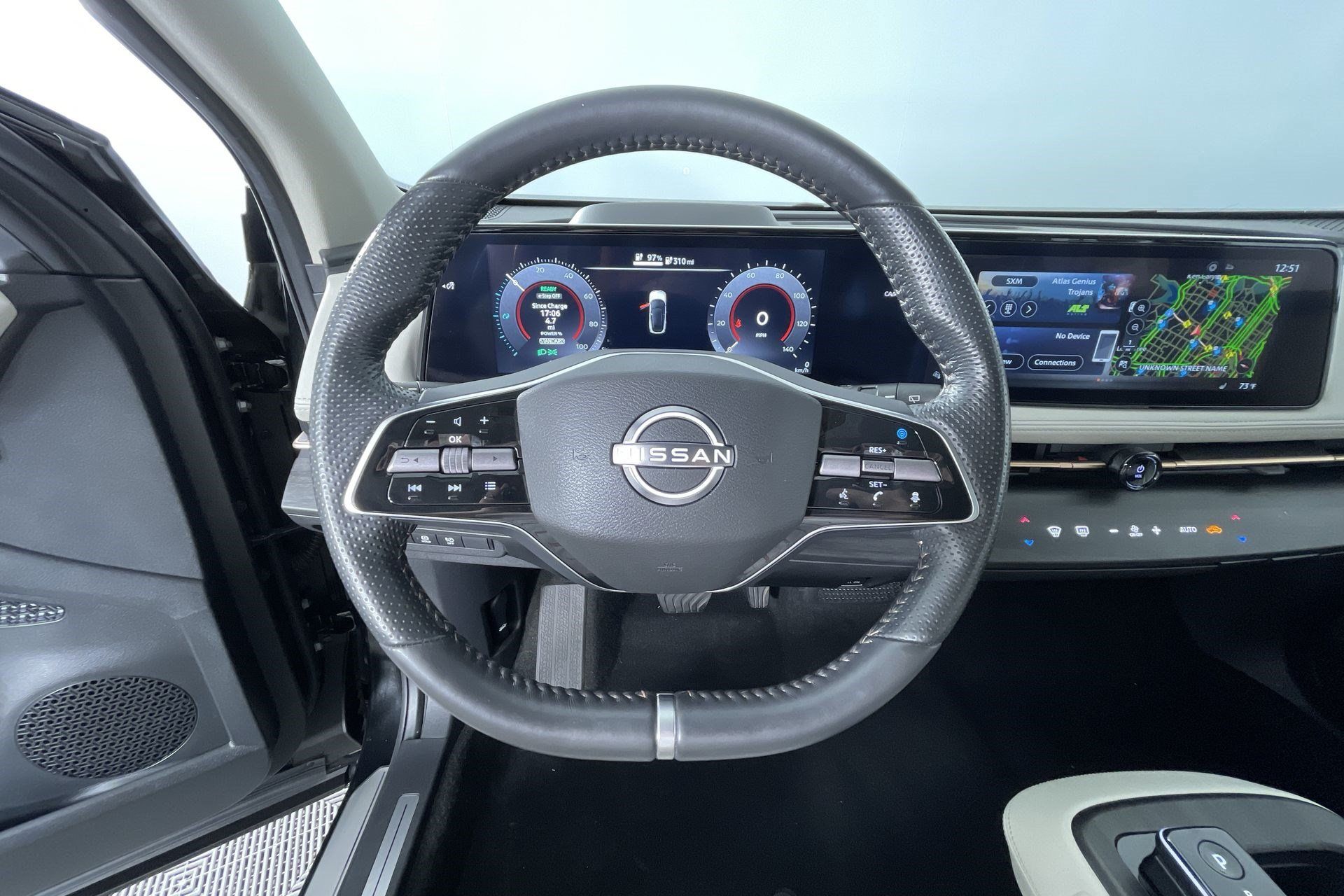 Certified 2024 Nissan Ariya AWD image 15