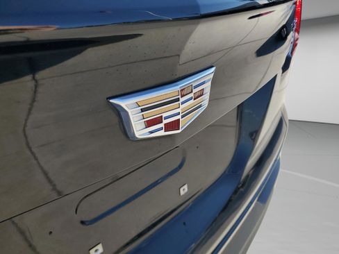 Used 2019 Cadillac XT4 Premium Luxury w/ Driver Awareness Package image 7