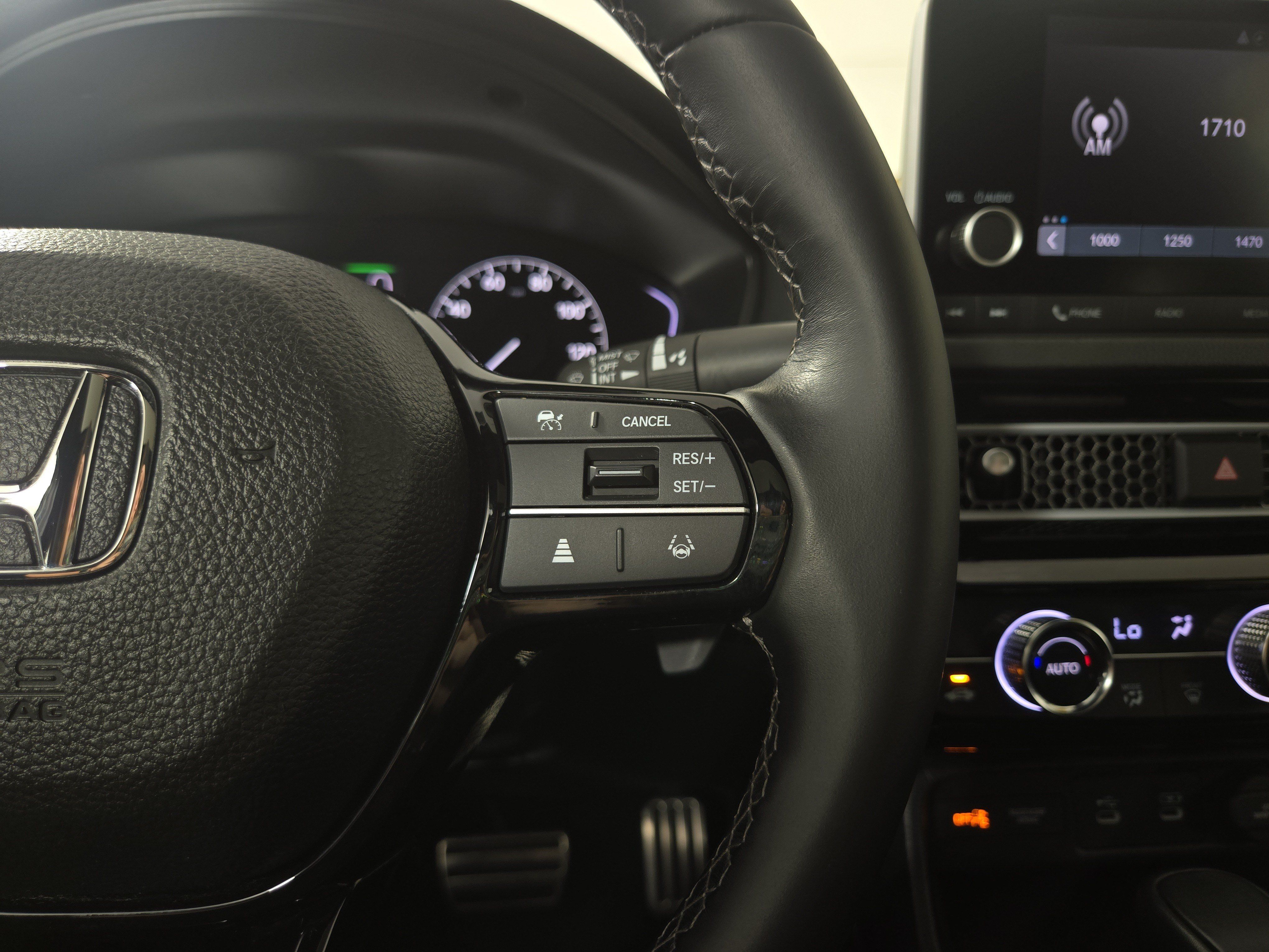 Used 2025 Honda Civic Sport image 16