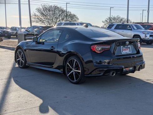 Used 2019 Toyota 86 TRD SE image 8