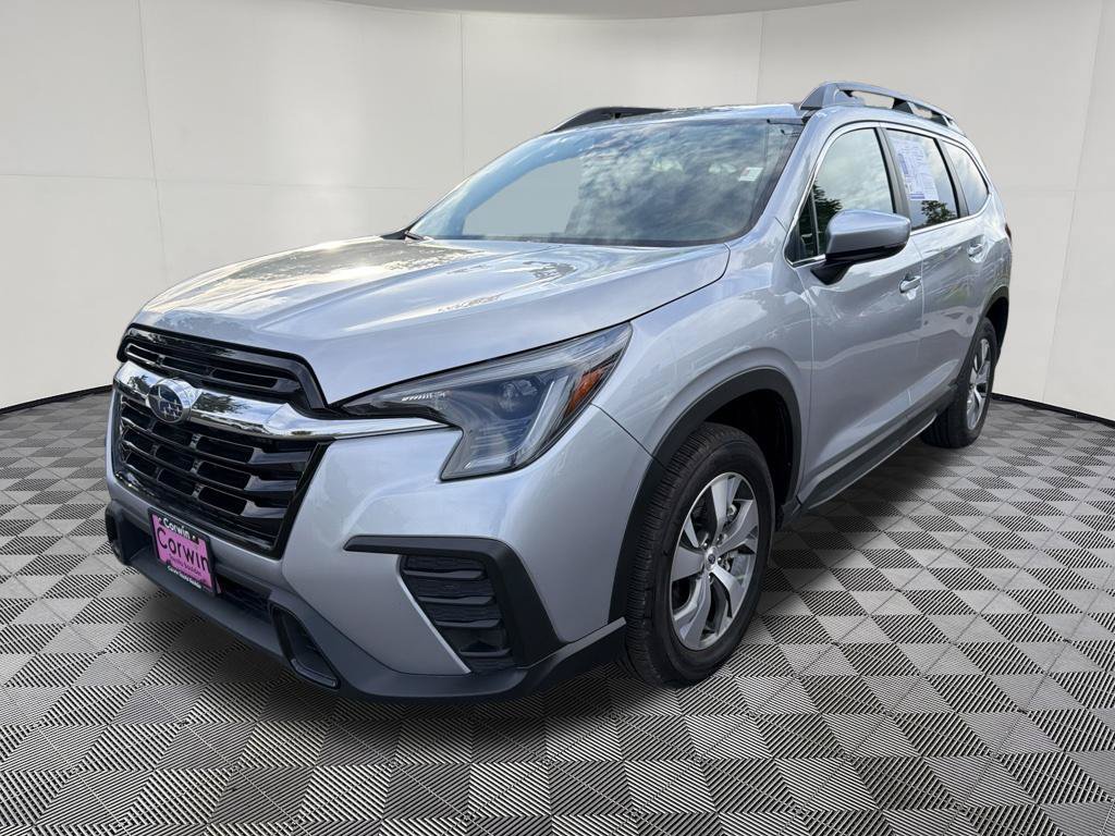 Used 2025 Subaru Ascent Premium AWD/4WD image 3
