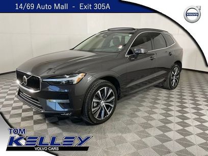 Used 2022 Volvo XC60 B5 Momentum w/ Advanced Package