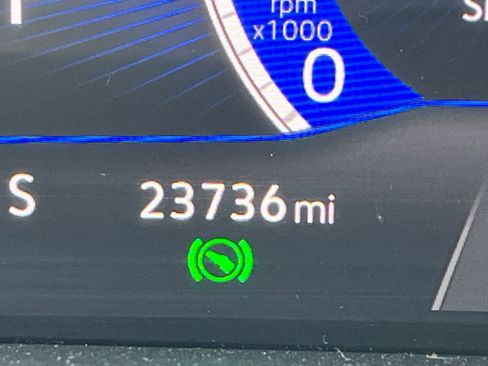 Used 2025 Volkswagen Taos SE image 40