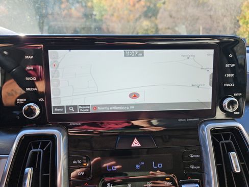 Used 2024 Kia Sorento SX Prestige image 29