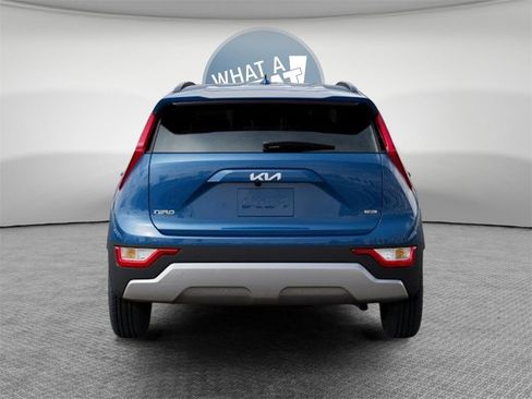 New 2025 Kia Niro EX image 5