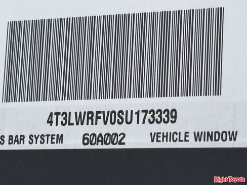 Certified 2025 Toyota RAV4 LE image 34