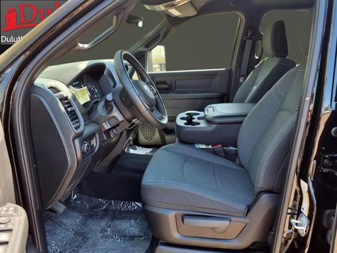 New 2024 RAM 2500 Tradesman w/ Chrome Appearance Group image 5