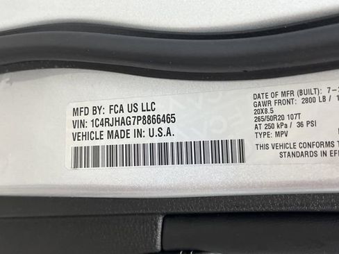 Used 2023 Jeep Grand Cherokee Altitude image 38