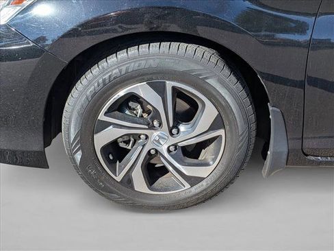 Used 2017 Honda Accord LX image 9