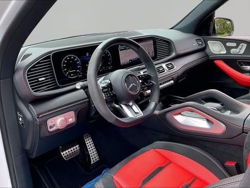Used 2025 Mercedes-Benz GLE 53 AMG 4MATIC image 12