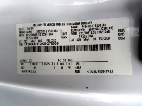 Used 2019 Ford F450 XL w/ XL Value Package image 16