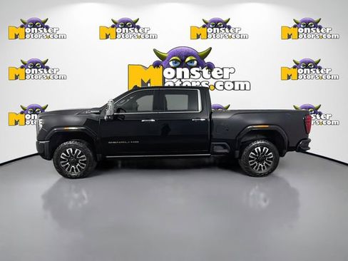 Used 2024 GMC Sierra 2500 Denali Ultimate AWD/4WD image 8