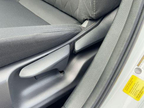 Used 2023 Toyota Corolla LE image 21