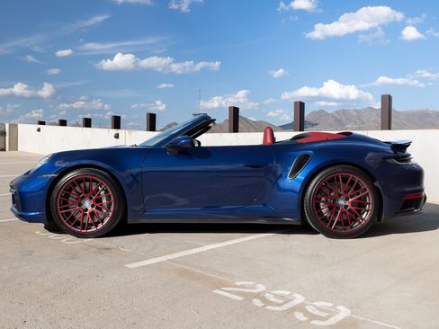 Used 2025 Porsche 911 Turbo AWD/4WD image 6