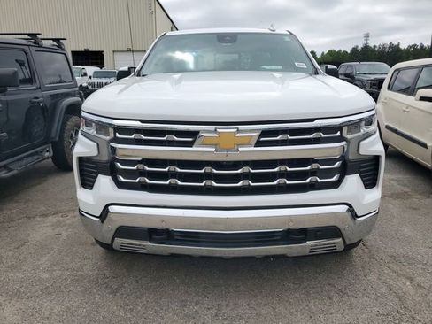 Used 2022 Chevrolet Silverado 1500 LTZ w/ LTZ Premium Package AWD/4WD image 2
