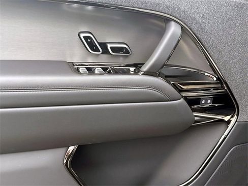 New 2025 Land Rover Range Rover Sport Dynamic SE image 15