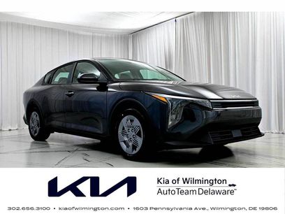 New 2025 Kia K4 LX