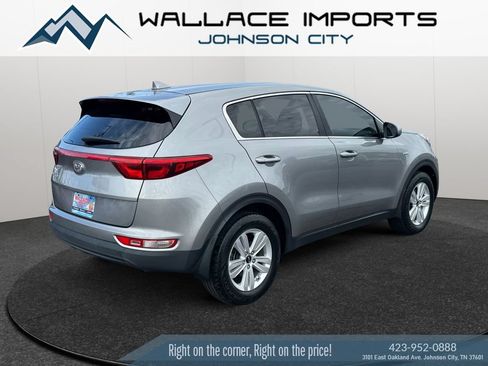 Used 2019 Kia Sportage LX AWD/4WD image 5
