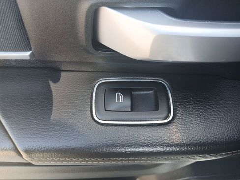 Used 2024 RAM 3500 Big Horn image 39