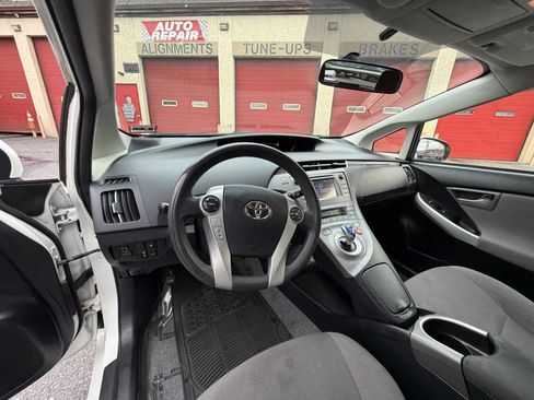 Used 2013 Toyota Prius Prime Plug-In Hybrid image 34