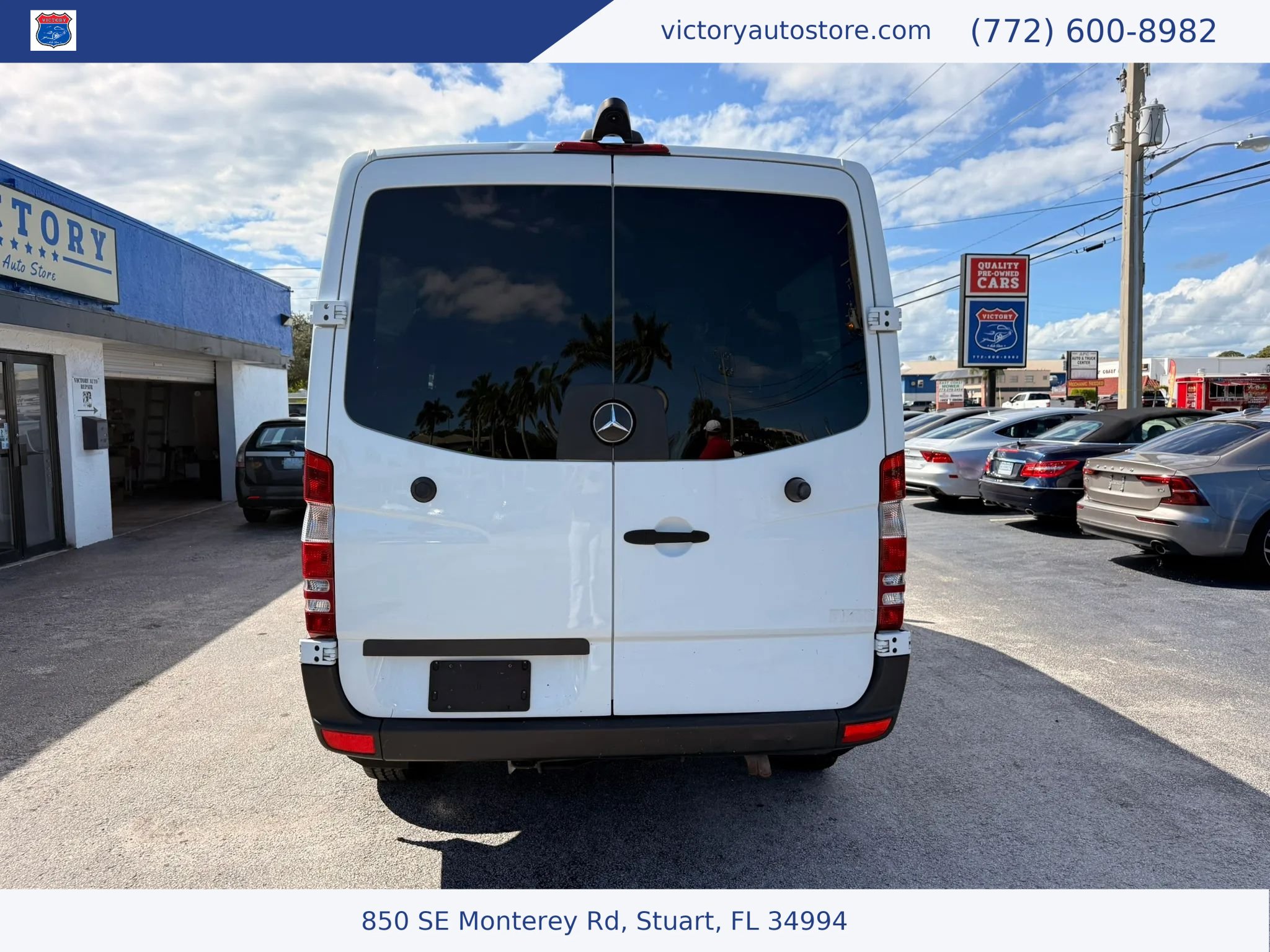 Used 2016 Mercedes-Benz Sprinter 2500 image 9