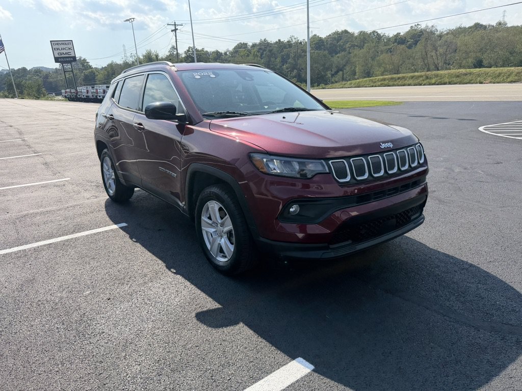 Used 2022 Jeep Compass Latitude AWD/4WD image 8
