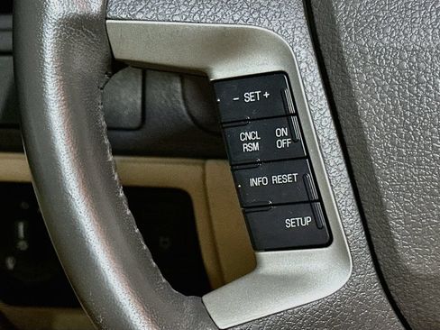 Used 2010 Ford Fusion SEL FWD image 32