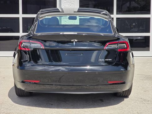Used 2022 Tesla Model 3 Long Range AWD/4WD image 6