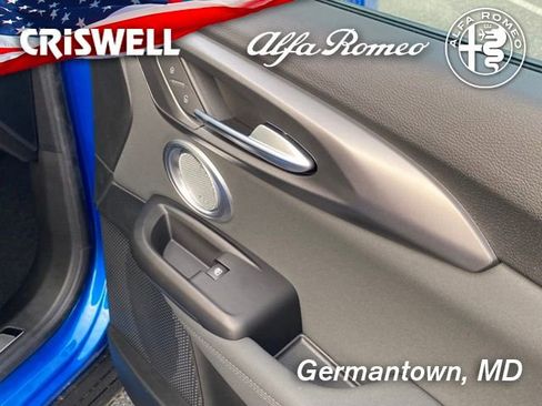 Used 2024 Alfa Romeo Tonale Ti w/ Active Assist Package image 35