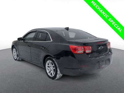 Used 2016 Chevrolet Malibu LT w/ Power Convenience Package image 6