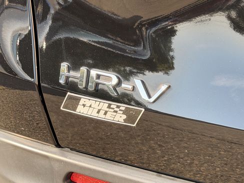Used 2023 Honda HR-V LX image 28