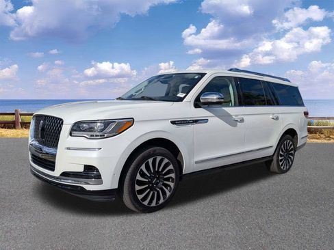 Used 2024 Lincoln Navigator L Black Label image 4
