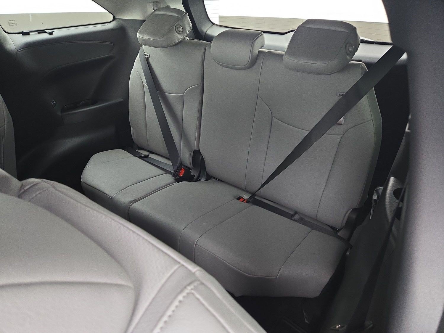 New 2026 Toyota Sienna XLE FWD image 20