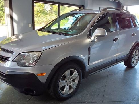 Used 2014 Chevrolet Captiva Sport LS image 9