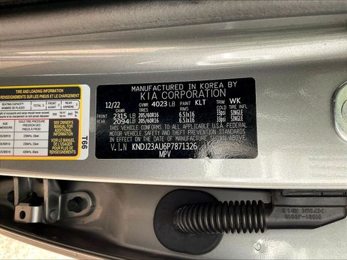 Used 2023 Kia Soul LX FWD image 17