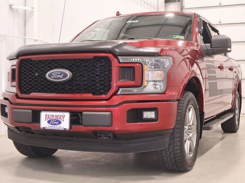 Used 2018 Ford F150 XLT w/ Equipment Group 302A Luxury AWD/4WD image 5