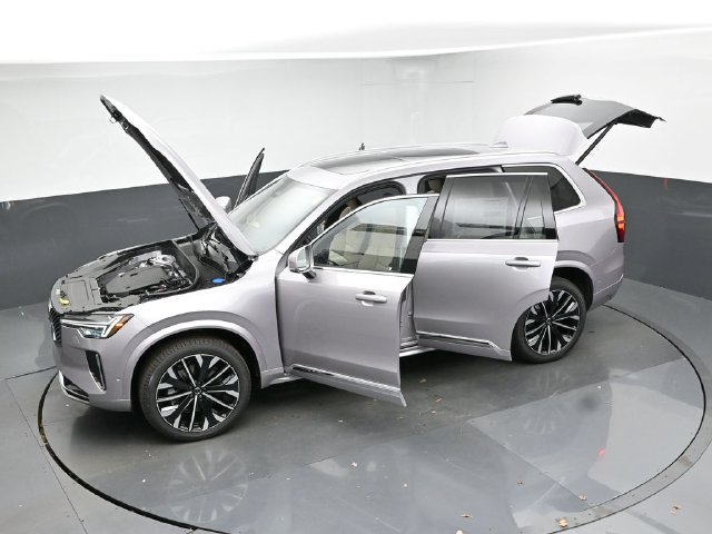 New 2026 Volvo XC90 B6 Plus w/ Protection Package Premier AWD/4WD image 53