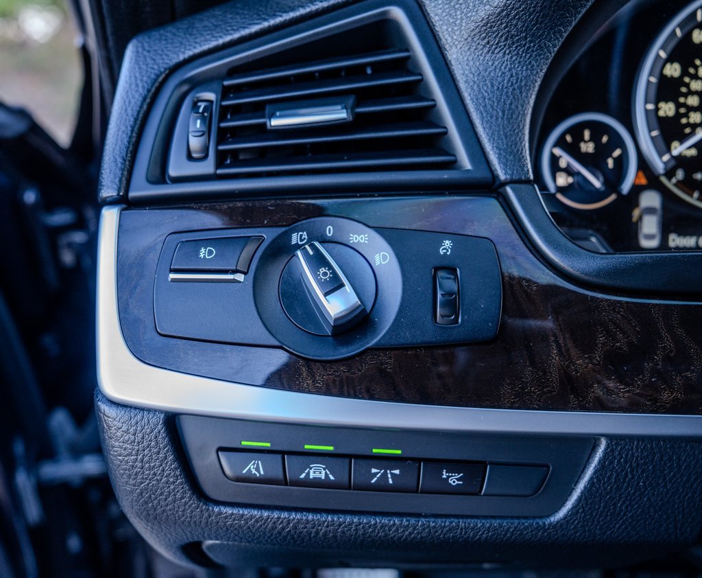 Used 2014 BMW 535i Sedan RWD image 18