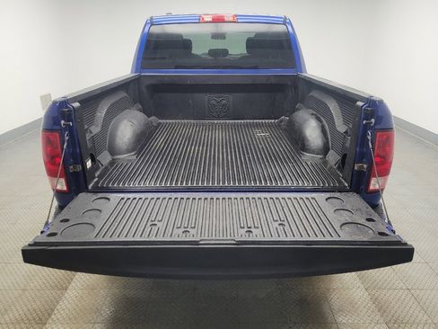 Used 2017 RAM 1500 Express image 29