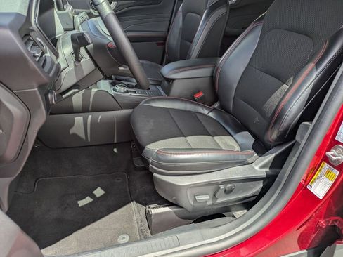 Used 2025 Ford Escape ST-Line AWD/4WD image 14