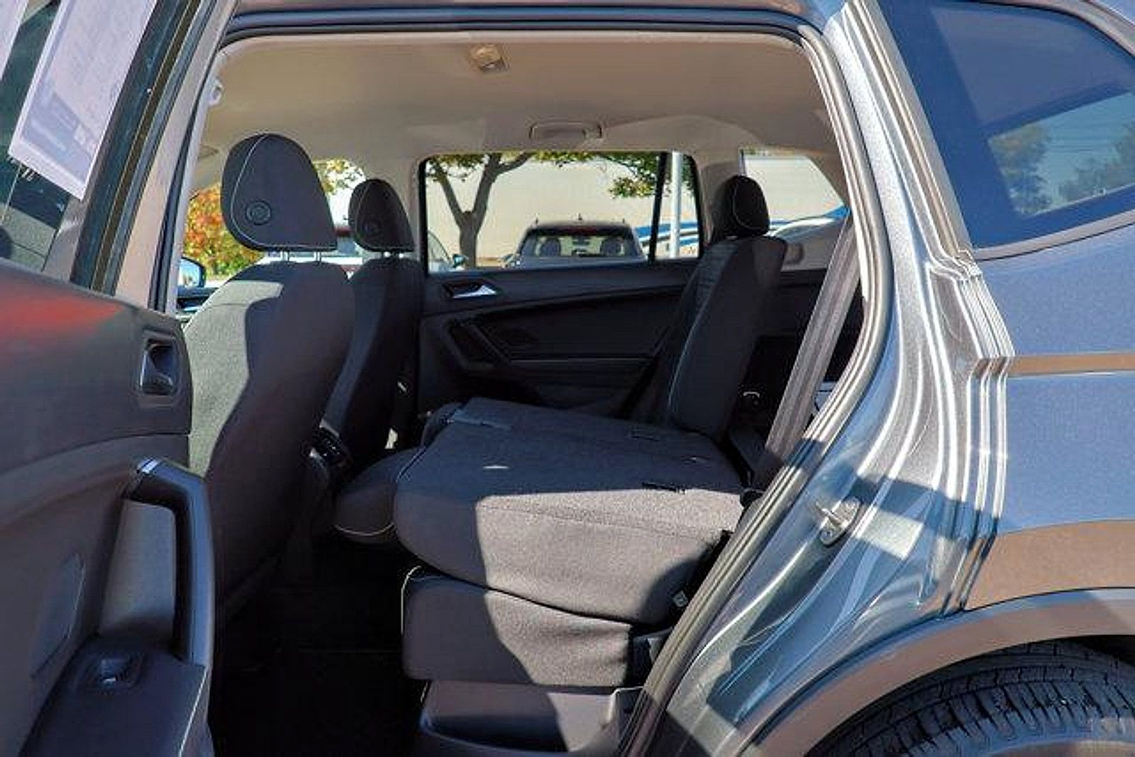 Used 2023 Volkswagen Tiguan S w/ Driver Assistance Package AWD/4WD image 25