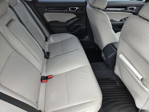 Used 2024 Honda Civic Touring image 32
