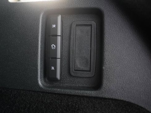 Used 2023 Lincoln Aviator Reserve w/ Equipment Group 201A AWD/4WD image 38