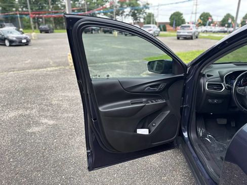 Used 2019 Chevrolet Equinox LT AWD/4WD image 11