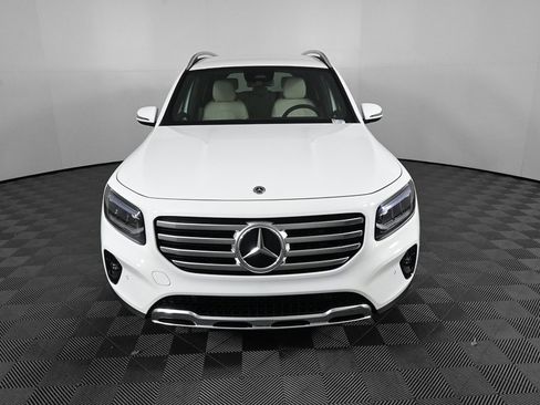 Used 2025 Mercedes-Benz GLB 250 image 34