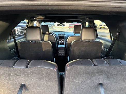Used 2019 Ford Explorer Sport w/ Equipment Group 401A AWD/4WD image 7