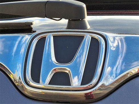 Used 2018 Honda CR-V Touring image 29