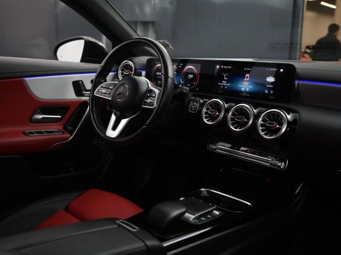 Used 2022 Mercedes-Benz CLA 250 4MATIC image 47