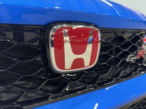 Used 2023 Honda Civic Type R image 18