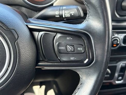 Used 2018 Jeep Wrangler Sport AWD/4WD image 20